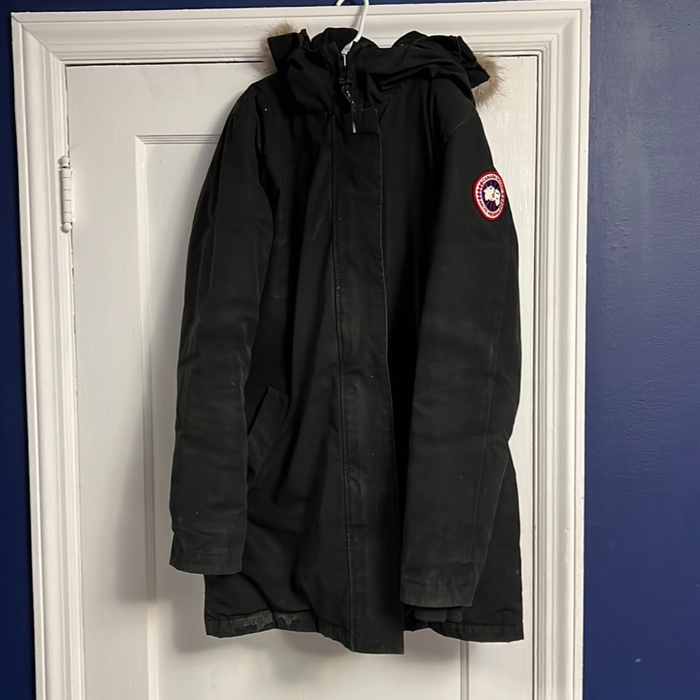 Canada goose jacket black medium women’s